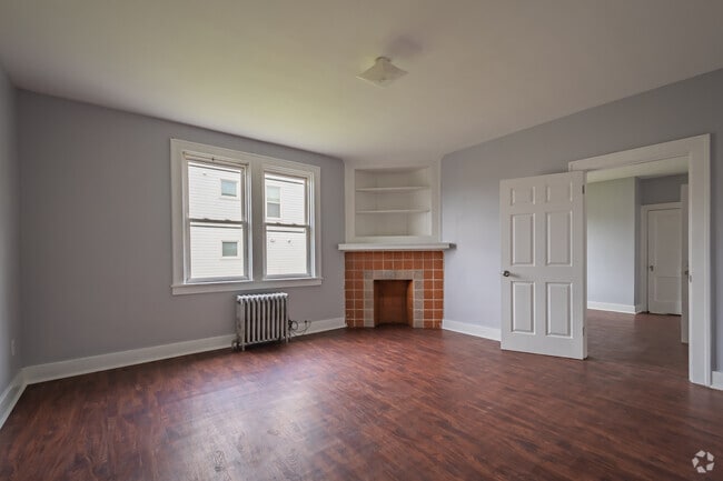 Building Photo - 2114 Bedford Ave Rental