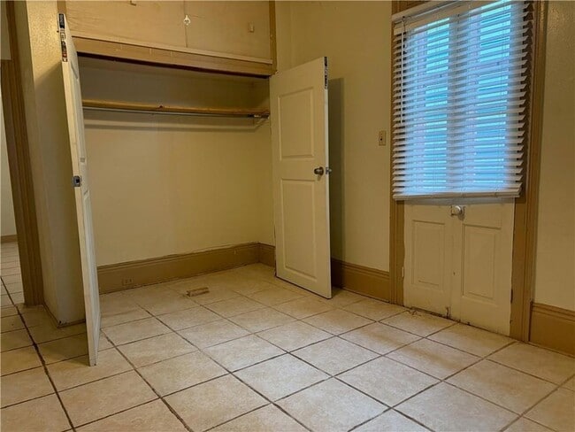 Photo - 2839 Maurepas St