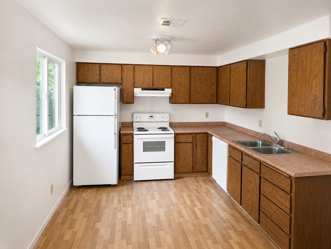Photo - 2054 Division Ave
