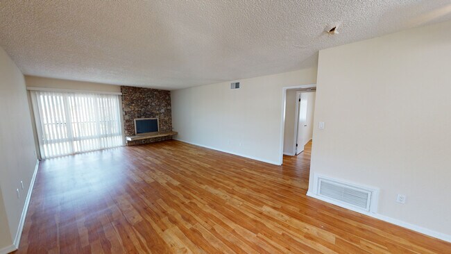 621 S Osage Ave, Inglewood - 8