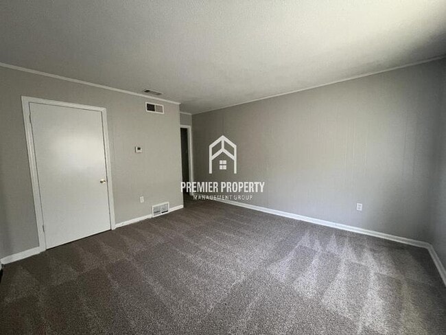 Photo - 4188 Hobson Rd