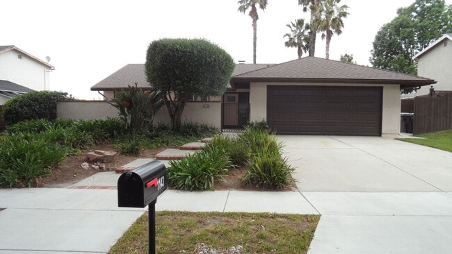Updated Single Story 3 BR 2 BA home With 2... - Updated Single Story 3 BR 2 BA home With 2...