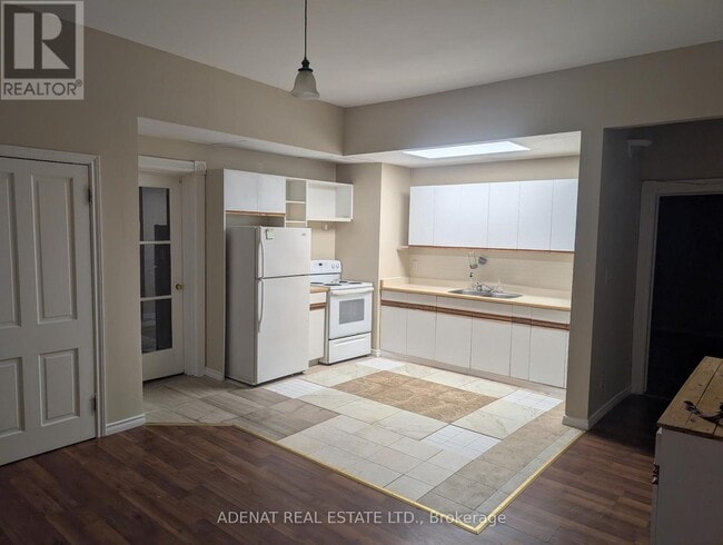 Photo - 19734 Airport Rd