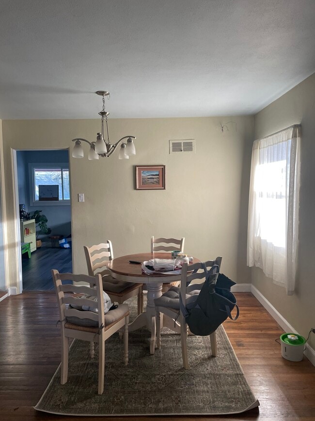 Dinning Room - 413 Dearborn Ave