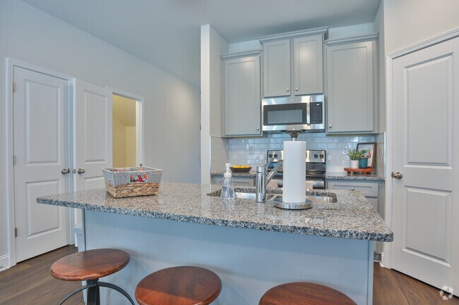 Simmons Trace Rental Homes