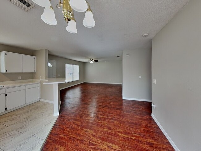 Photo - 3705 N 52nd St