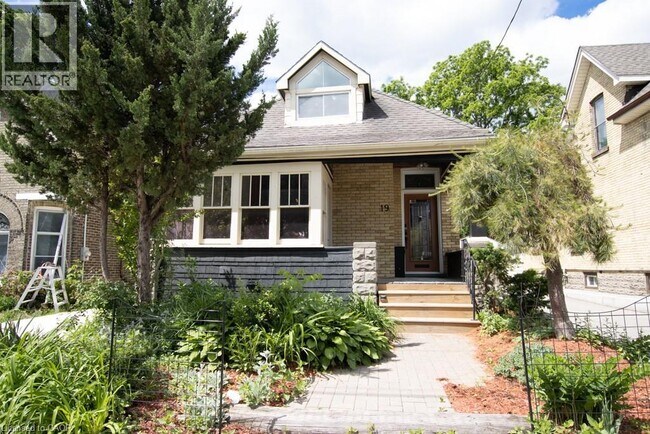 Photo - 19 Kitchener Ave Unité 1