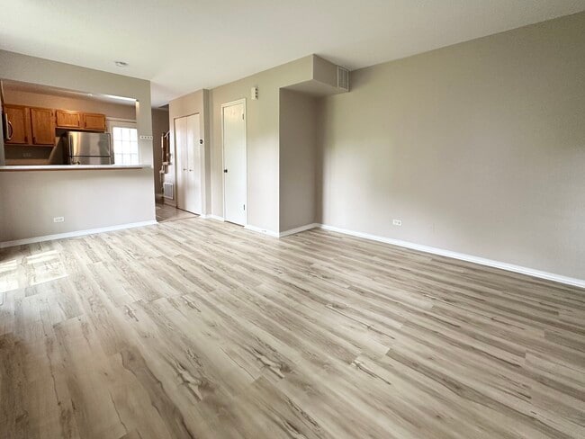 Photo - 2450 Devonshire Ct