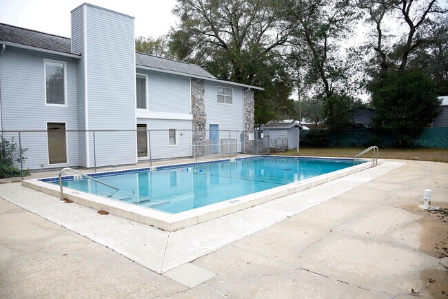 Photo - Charming 2 Bedroom with community pool! Unidad 11