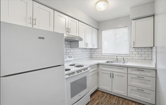 Photo - 5991 Fairfield Ave S