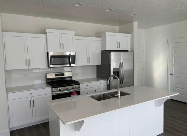 Photo - 2346 E Luciano Ln