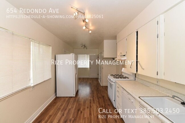 Photo - 654 E Redondo Ave