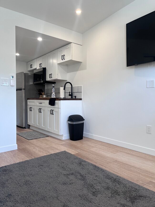 Photo - Wilos LLC Unit 15