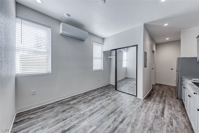 Photo - 304 S Maryland Pkwy Unidad 5
