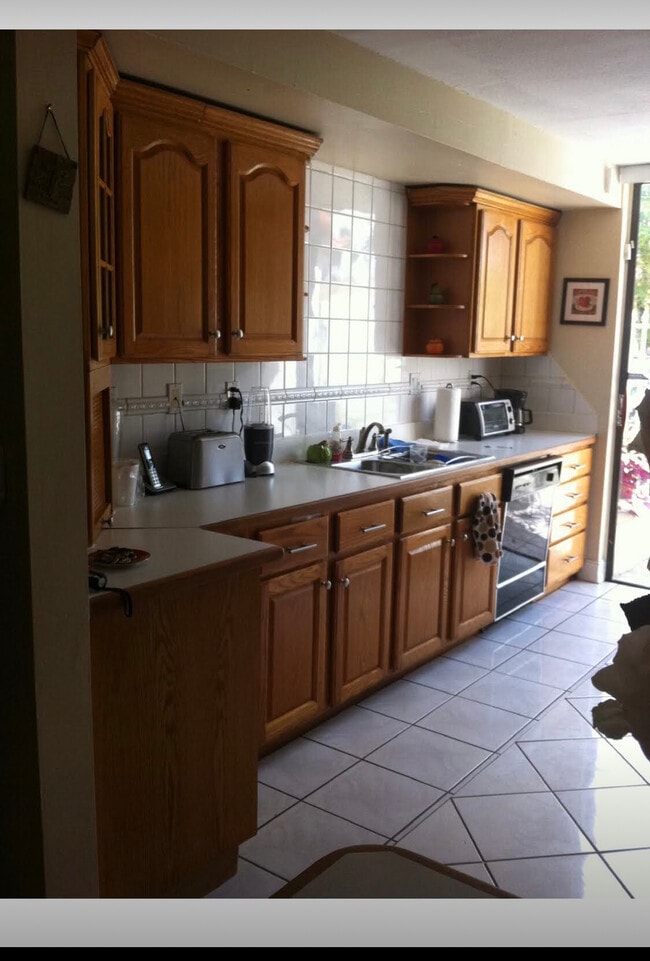 12404 SW 20th Ter