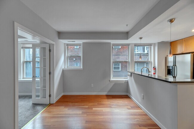 Photo - 2535 13th St NW Unidad 104