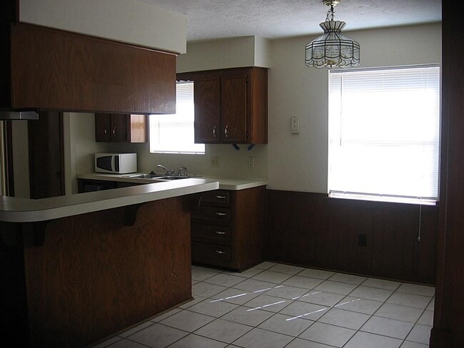 Photo - 25407 Tuckahoe Ln