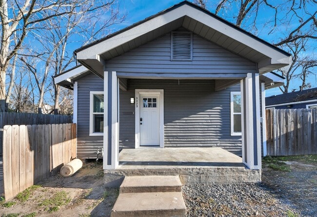 Building Photo - 3423 Beulah St