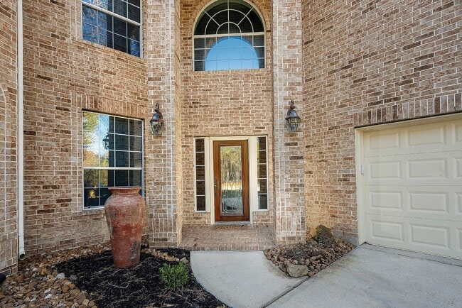 Photo - 138 Oriel Oaks Cir