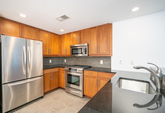 Photo - 800 Jackson St Unidad 312 Rental