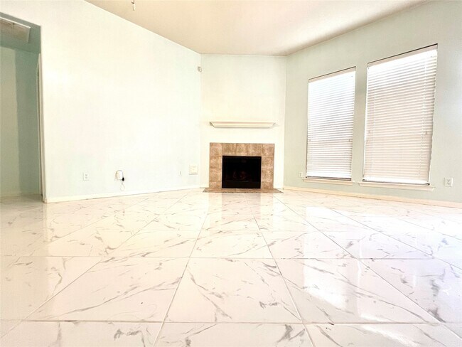 Photo - 19210 Nehoc Ln
