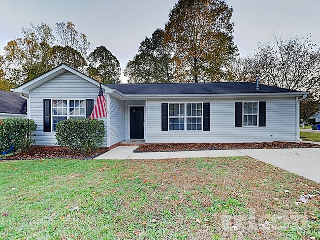 Photo - 266 Sweetmartha Dr