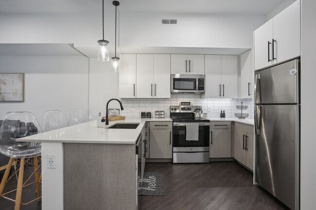 The Flats at Dorsett Ridge