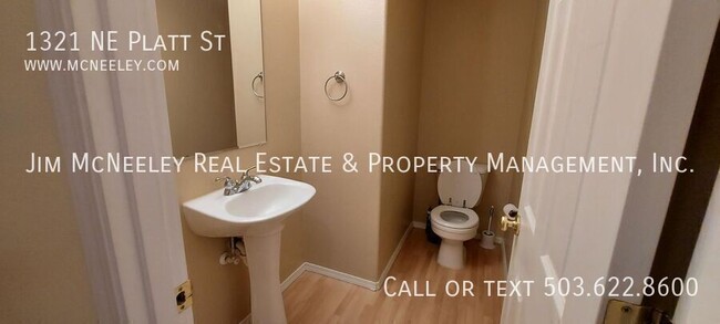 Photo - 1321 NE Platt St