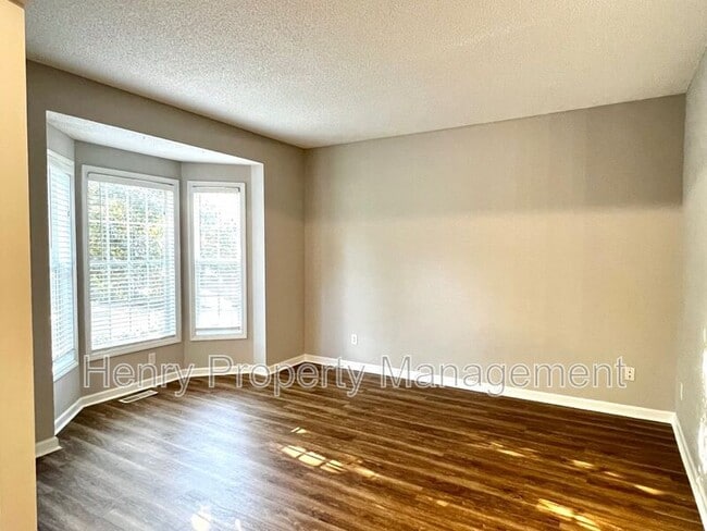 Photo - 612 Park York Ln