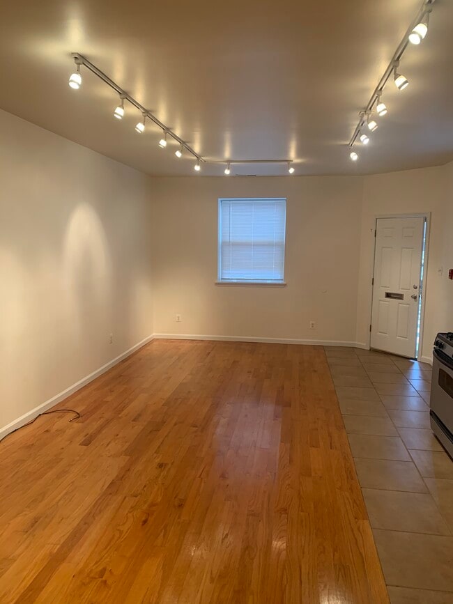 Photo - 1538 S 9th St Unit 1