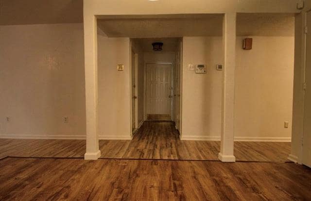 Photo - 3109 Meadow Wood Ln