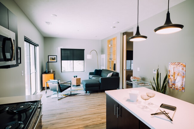 Modern 1 Bedroom