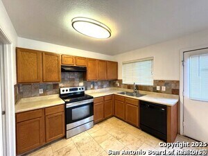 Photo - 6207 Amherst Bay