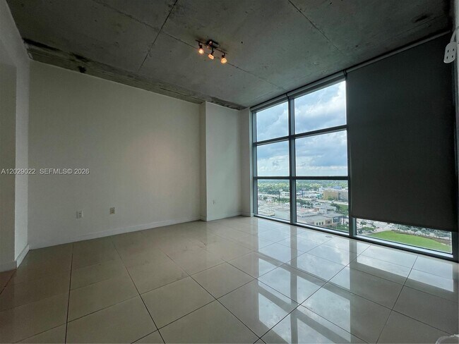 Photo - 3301 NE 1st Ave Unidad H1911