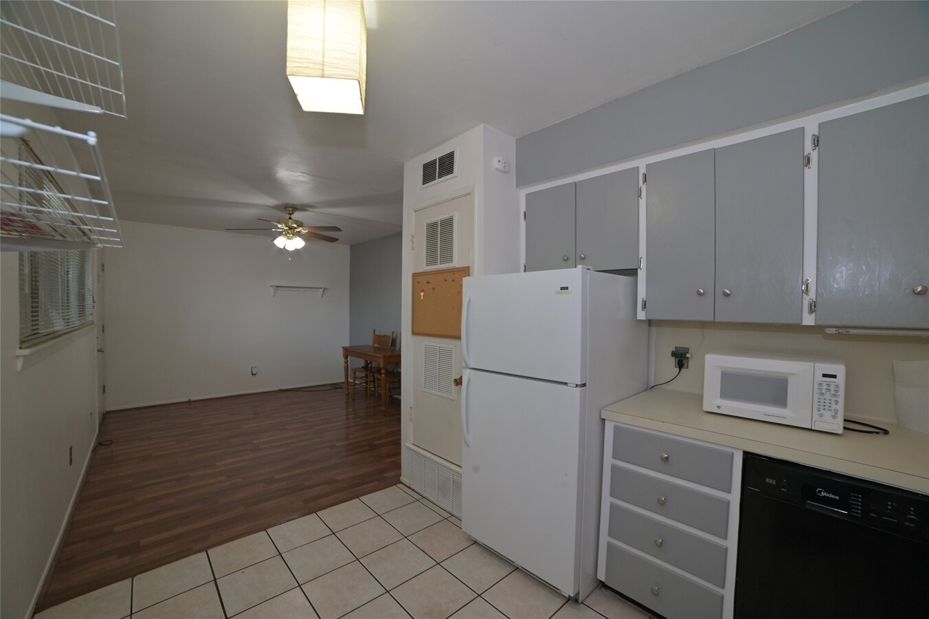 Photo - 803 W 28th St