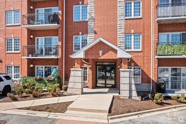 Building Photo - 3501 Wellington Ct Unit 305 Rental