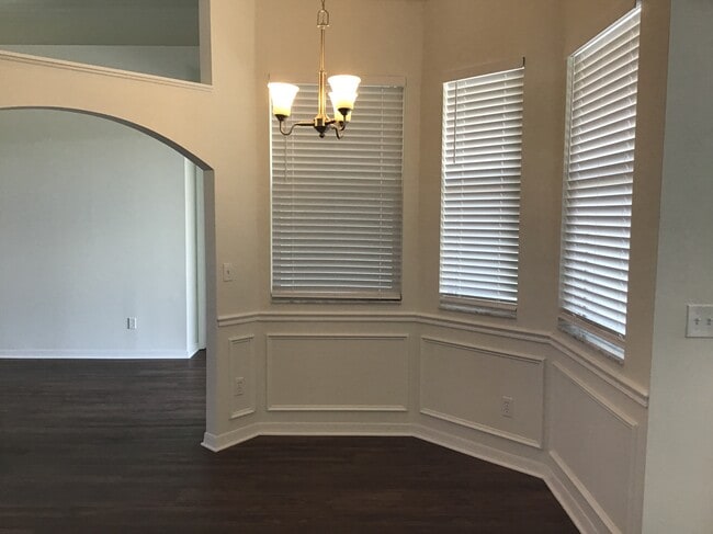 Photo - 428 Knight Land Ct