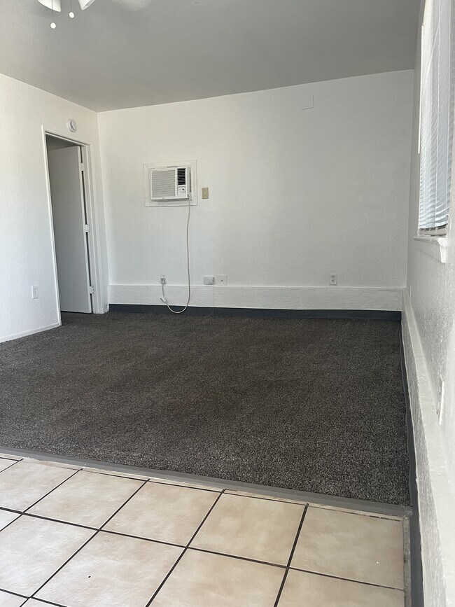 Photo - 1115 Holly Ave Unit B