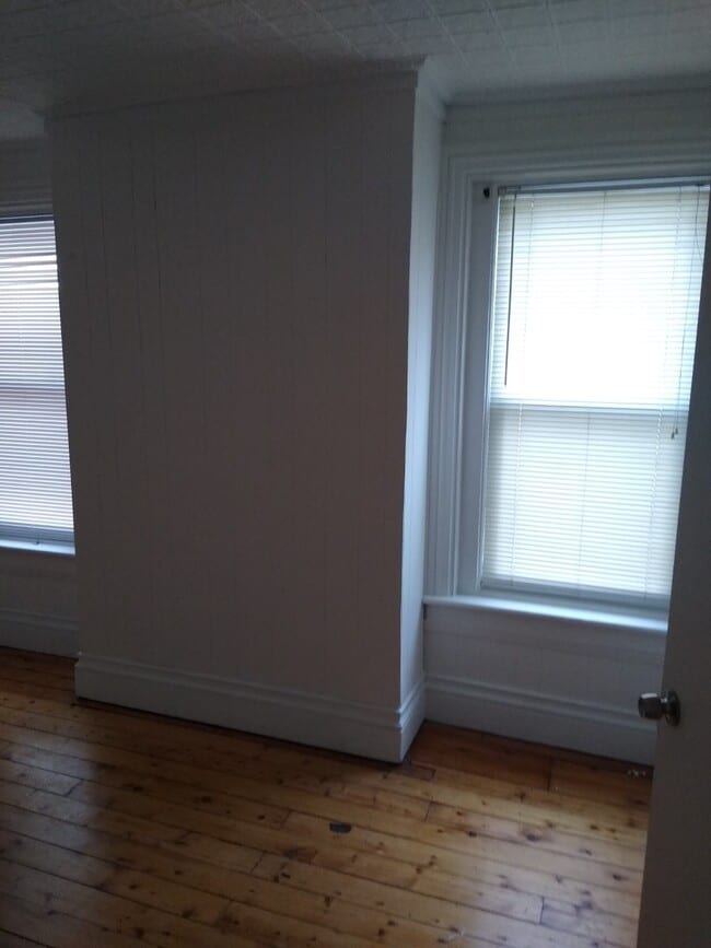 Photo - 913 Kellogg Ave Unidad Upstairs