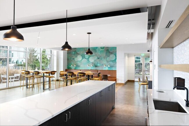 Photo - 943 Peachtree St NE Unit Modern Studio Getaway