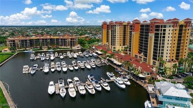 Building Photo - 5706 Cape Harbour Dr Unit 110 Rental