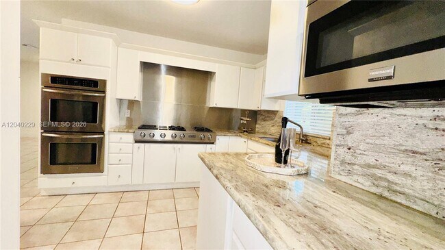 Photo - 7415 SW 56th Ave
