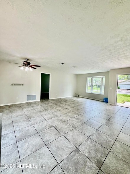 Photo - 7 Cobia St