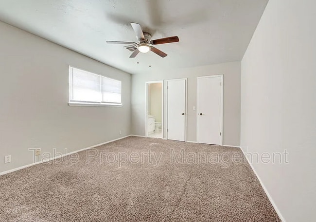 Photo - 6916 Woodlake Dr