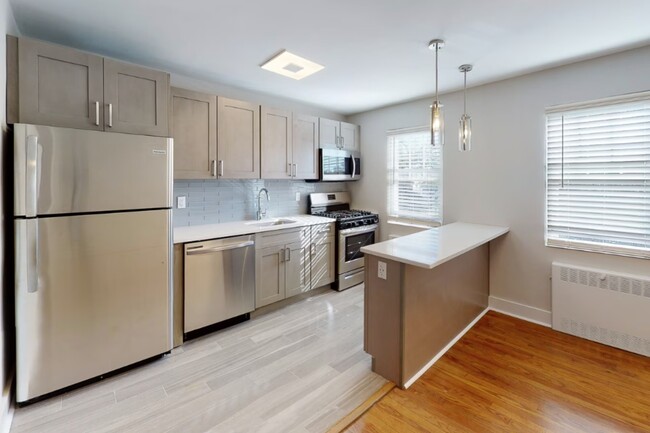 Building Photo - Sunnyfield Gardens Rental