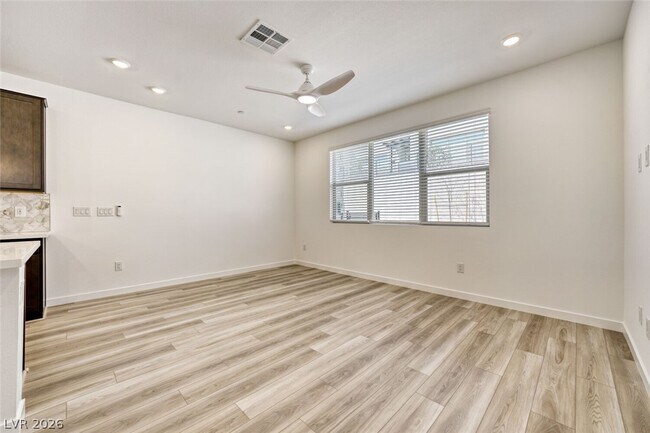 Photo - 1509 Melodic Lark Dr