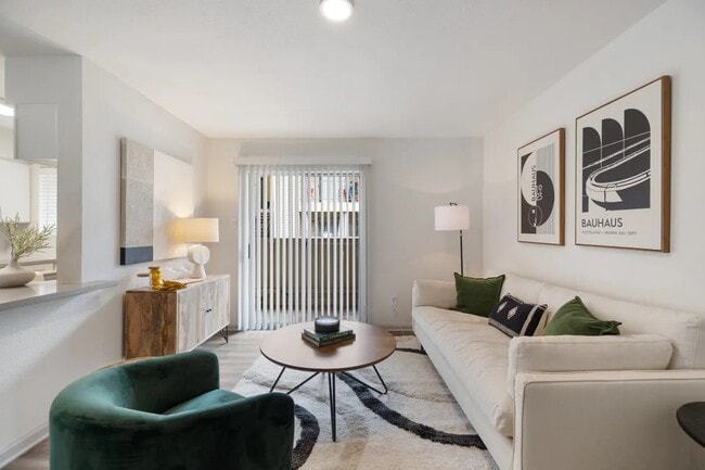 Building Photo - 2800 Ashford Trail Dr Unit 911 Rental