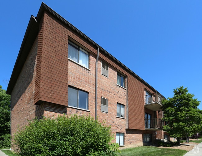 Exterior View - Miamiview Apartments