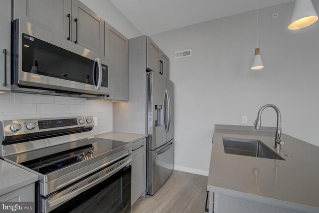 Photo - 2445 Innovator Wy Unidad 3A