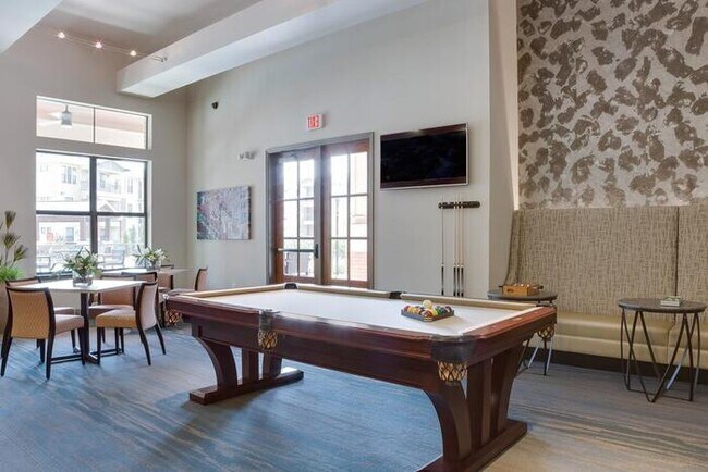 Photo - 4900 Windhaven Pkwy Unidad d1